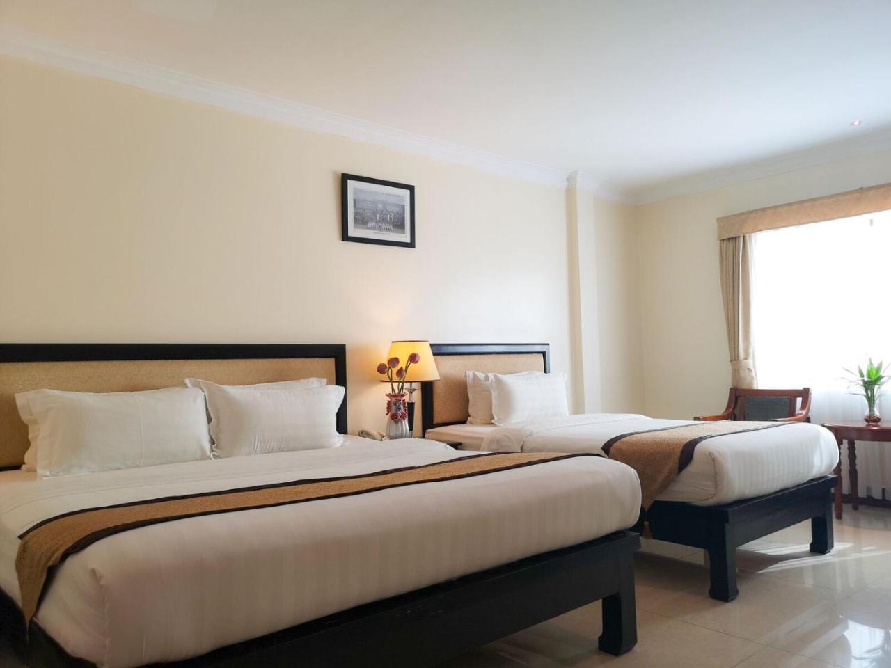 Cardamom Hotel & Apartment Пном Пен Екстериор снимка
