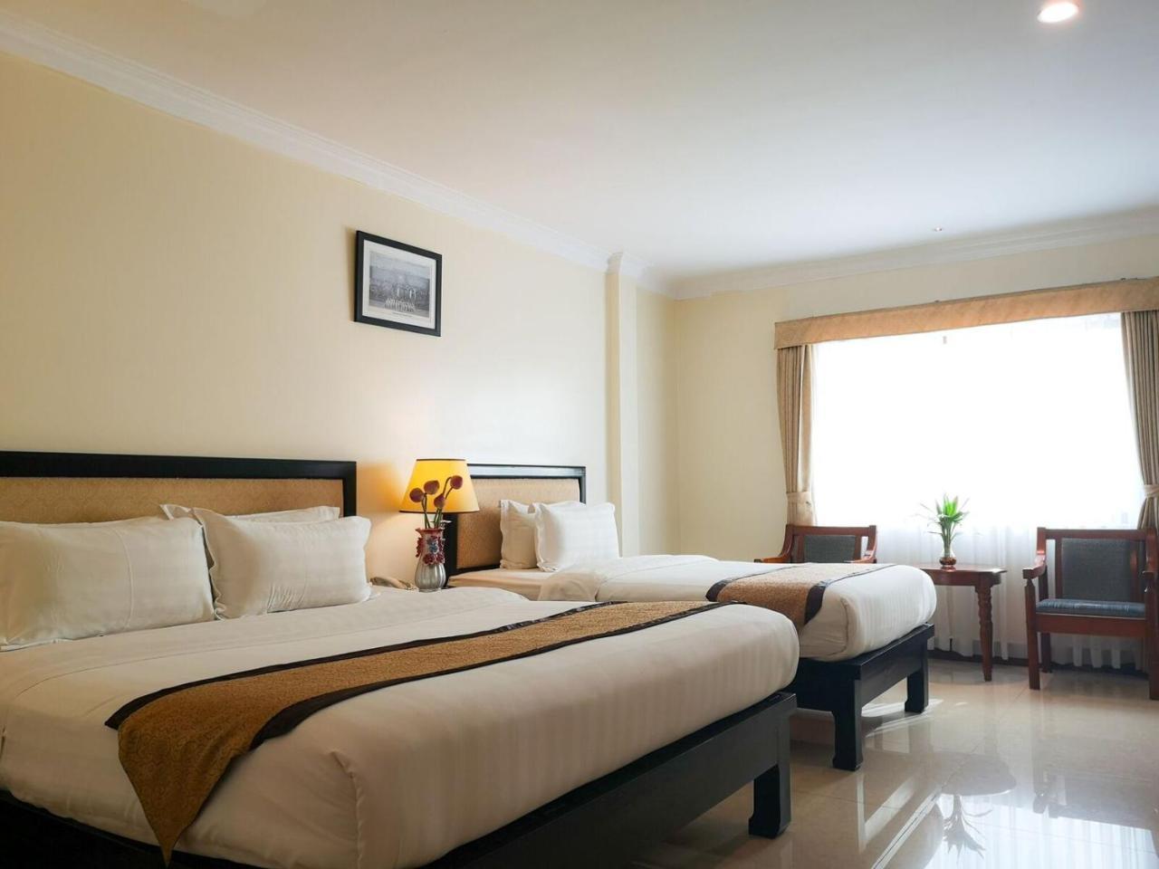 Cardamom Hotel & Apartment Пном Пен Екстериор снимка