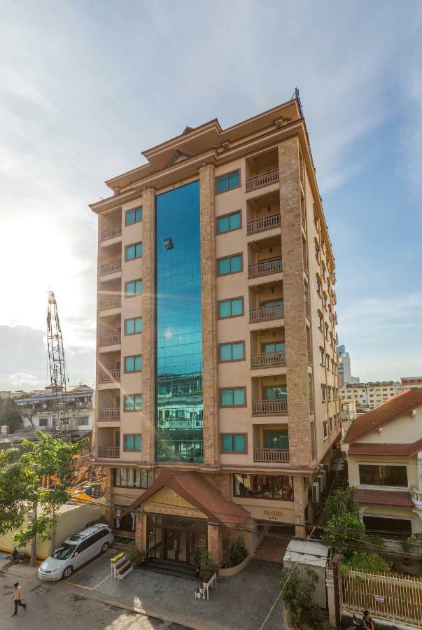 Cardamom Hotel & Apartment Пном Пен Екстериор снимка